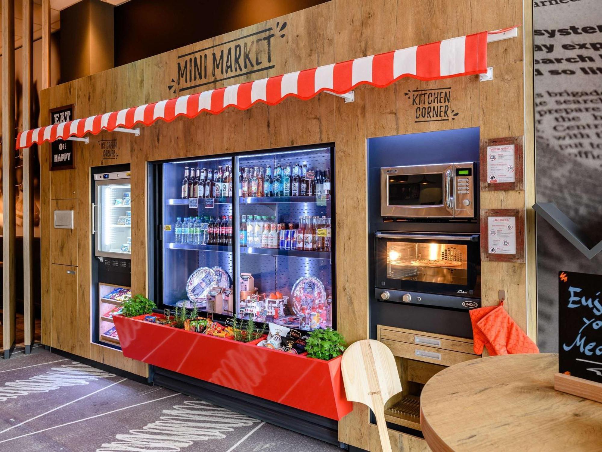 Ibis Hotel Berlin Spandau Екстериор снимка