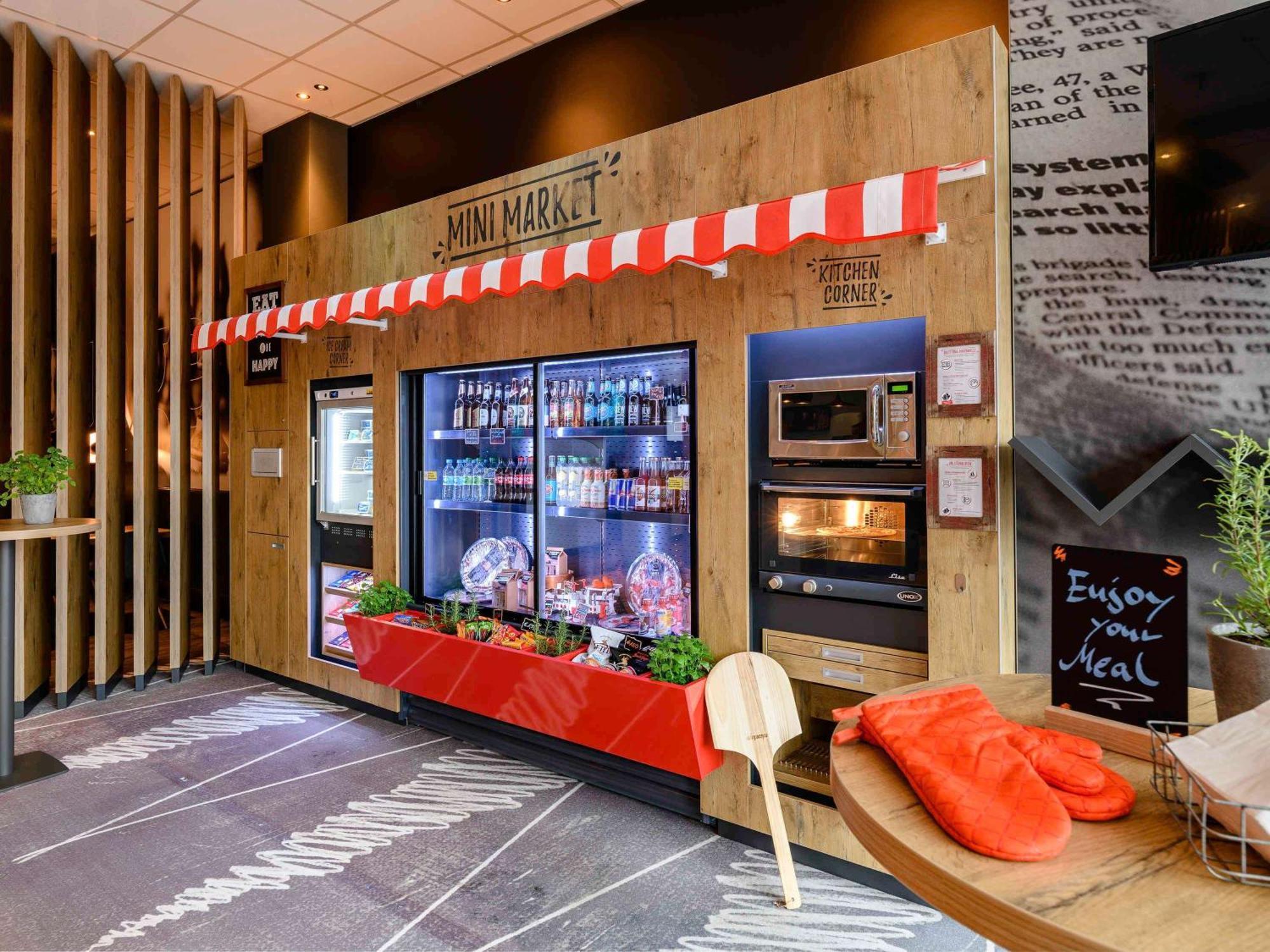 Ibis Hotel Berlin Spandau Екстериор снимка