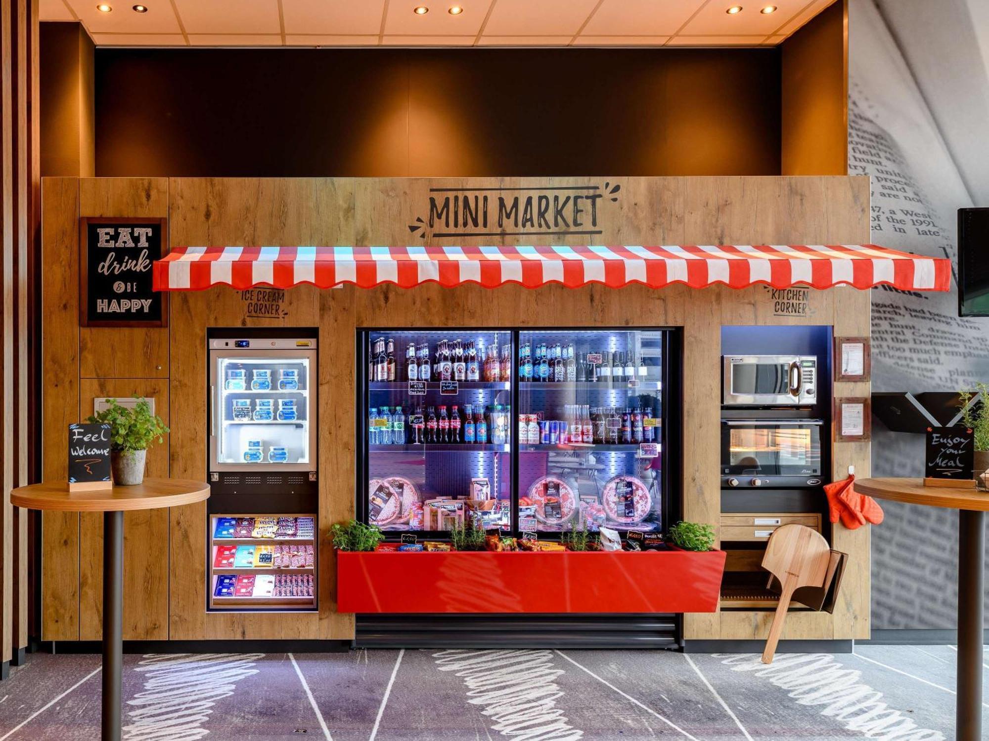 Ibis Hotel Berlin Spandau Екстериор снимка