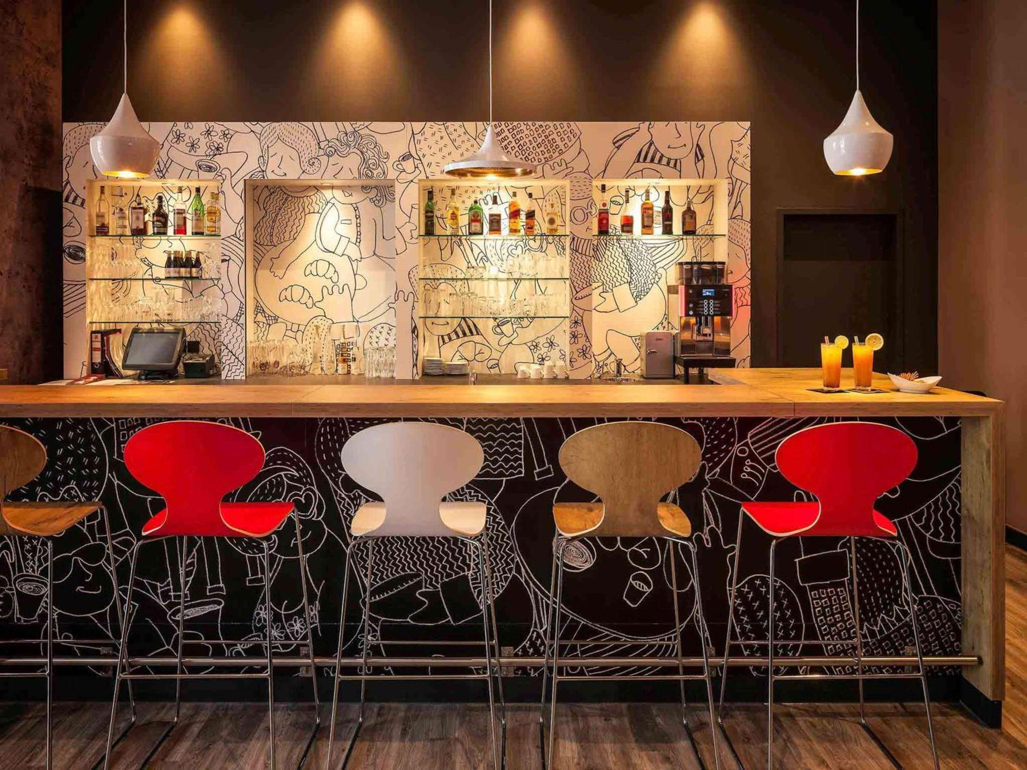 Ibis Hotel Berlin Spandau Екстериор снимка