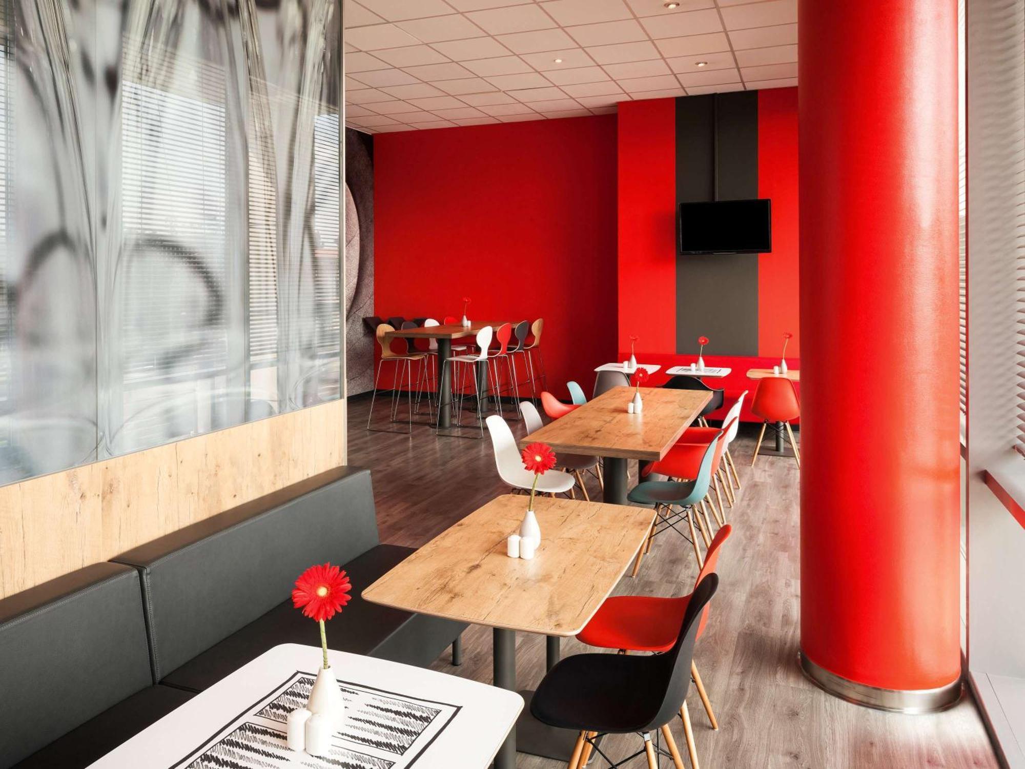 Ibis Hotel Berlin Spandau Екстериор снимка
