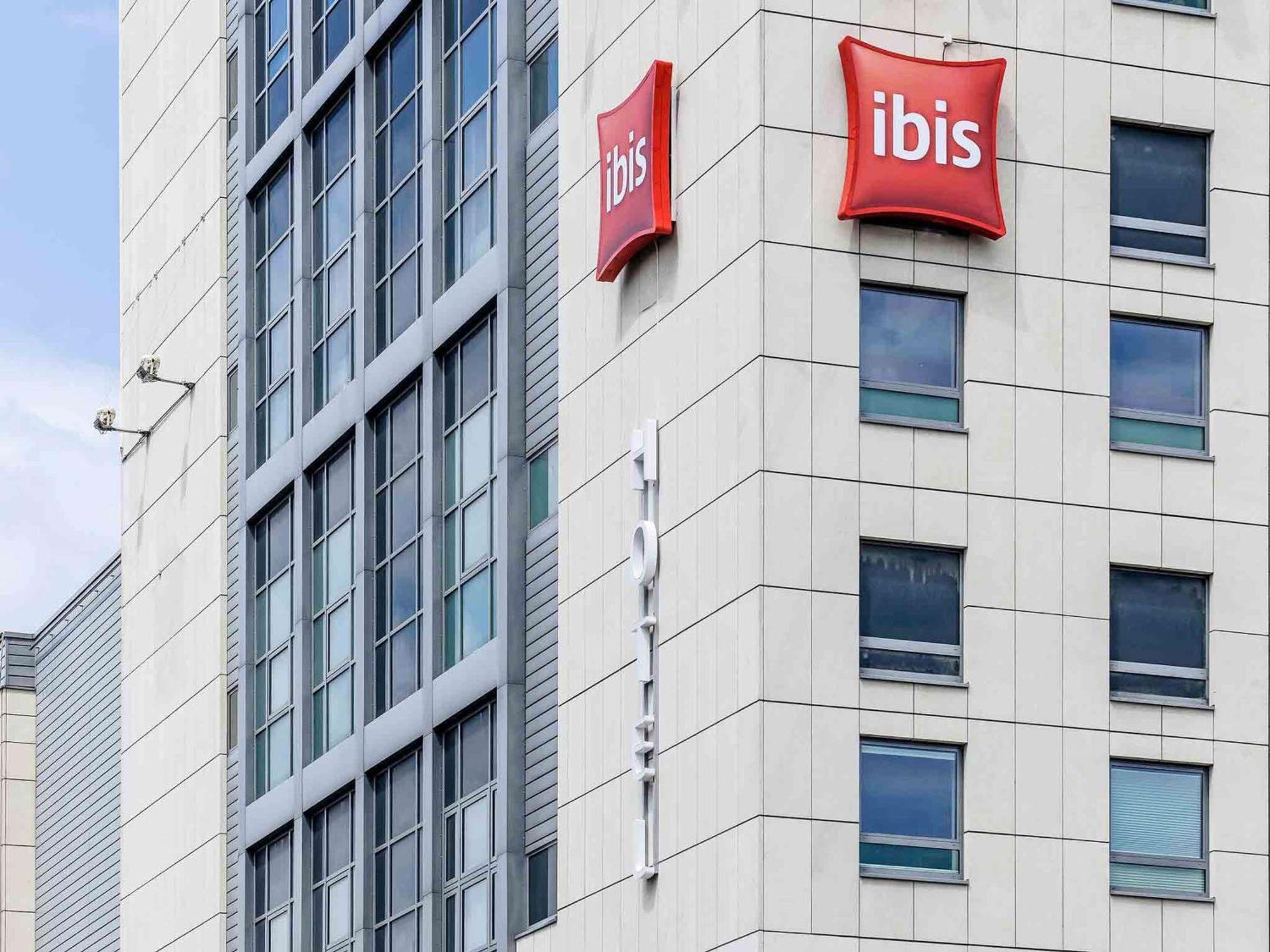 Ibis Hotel Berlin Spandau Екстериор снимка
